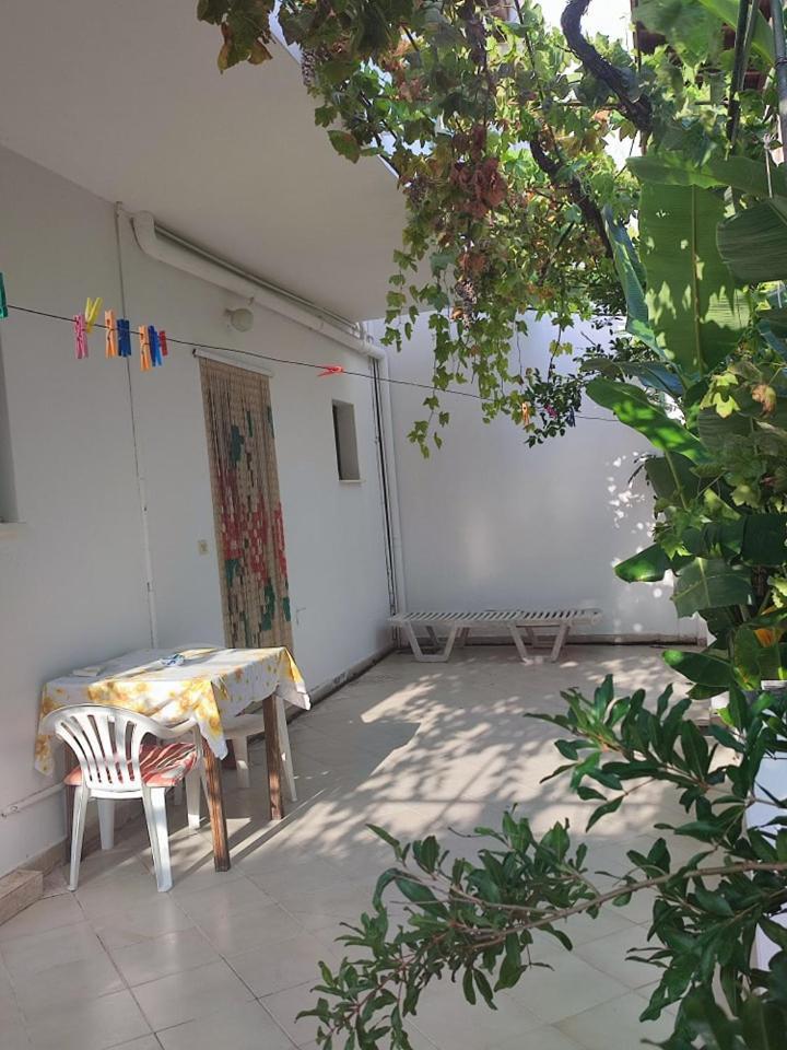 Eftichia Apartment Rodas Exterior foto
