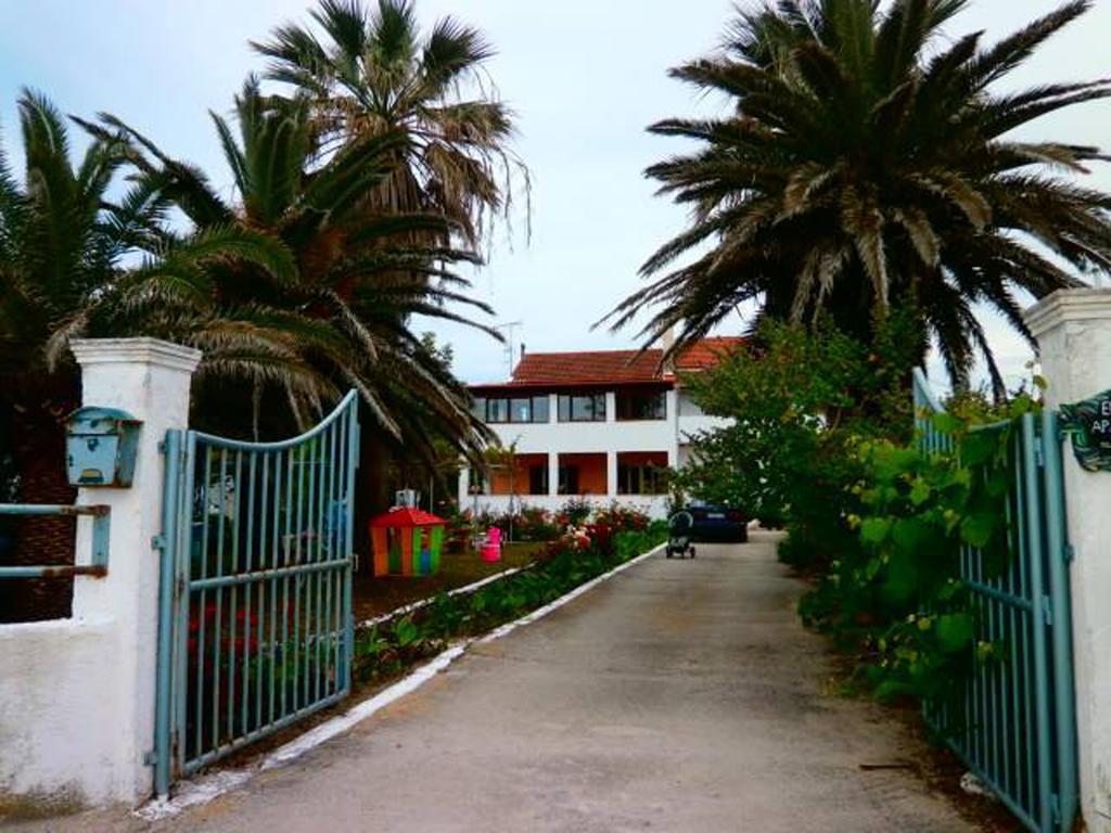 Eftichia Apartment Rodas Exterior foto