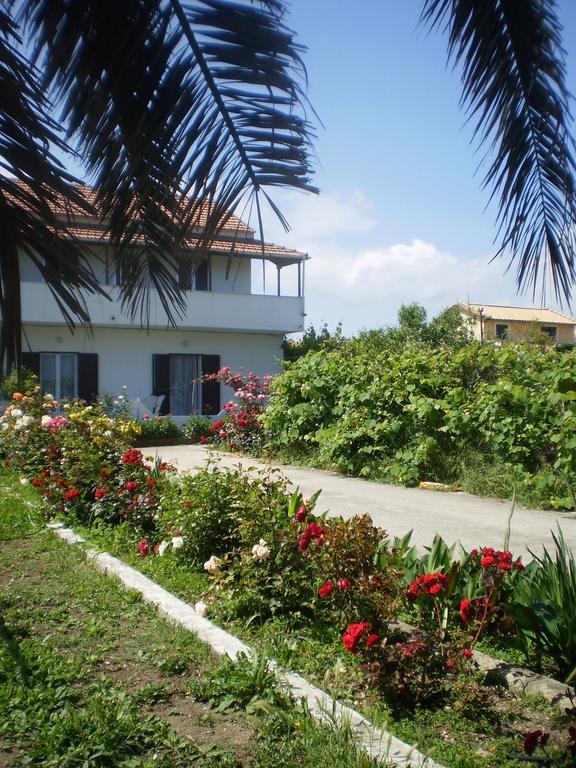 Eftichia Apartment Rodas Exterior foto